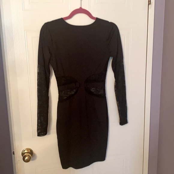 GUESS LBD WITH LACE DETAILS SM - Picture 3 of 4